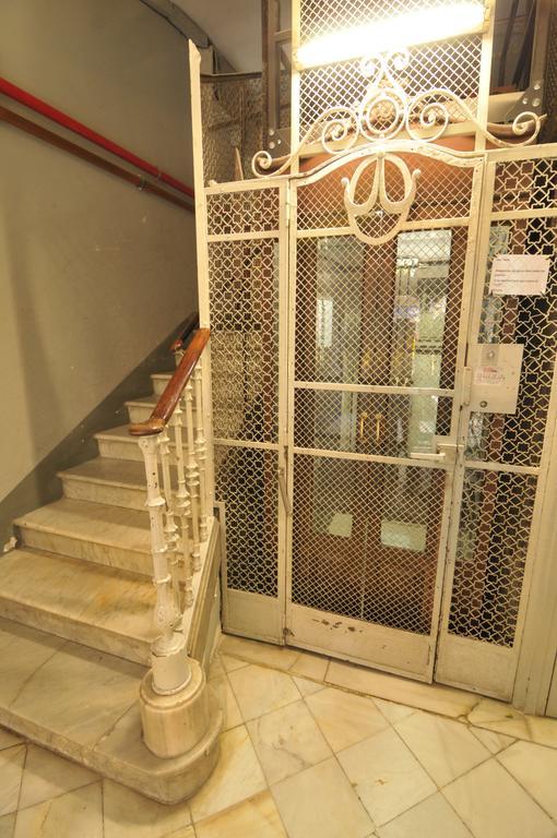 Casa Balmes 3* Barcelone